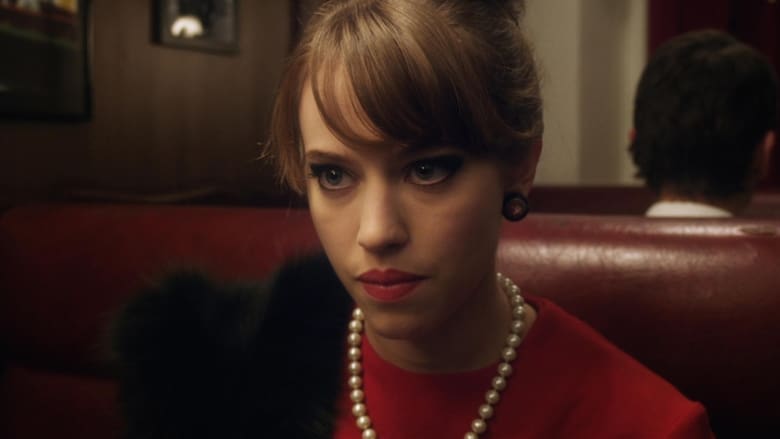 кадр из фильма Бокал красного вина