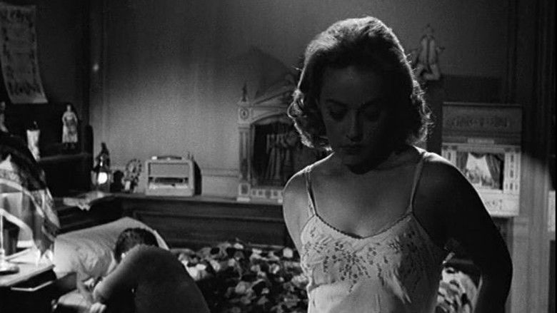 кадр из фильма Спиной к стене