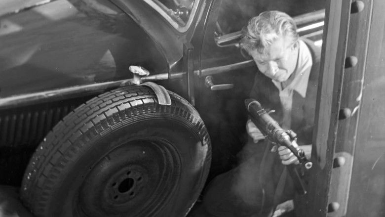 кадр из фильма Покушение