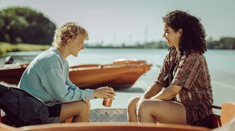 кадр из фильма Skiff