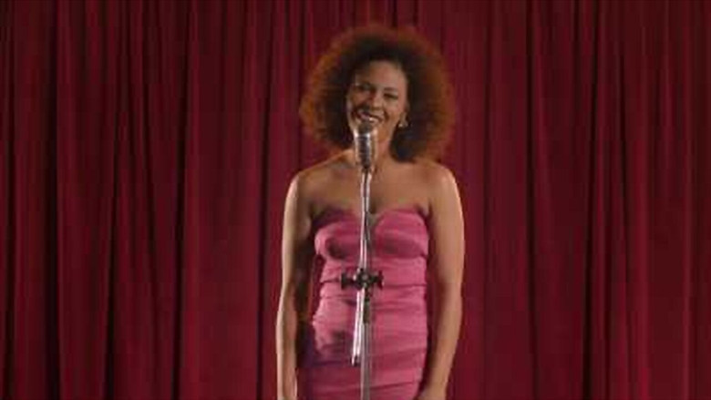 кадр из фильма Dolores Duran: O Coração da Noite