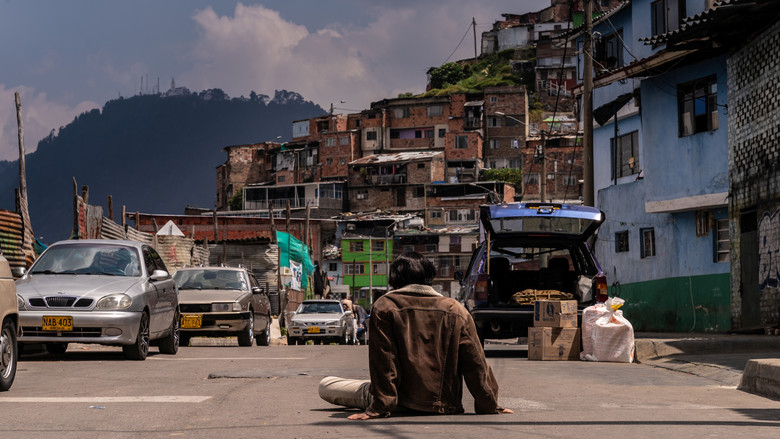 кадр из фильма Богота: город заблудших душ