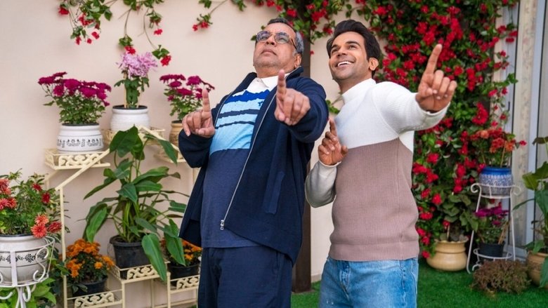 кадр из фильма हम दो हमारे दो