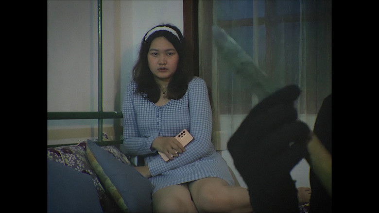 кадр из фильма Staycation