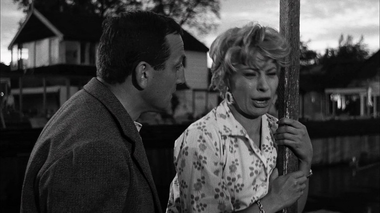 кадр из фильма Девушка в витрине