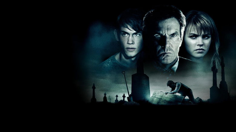 кадр из фильма Сквозь тьму