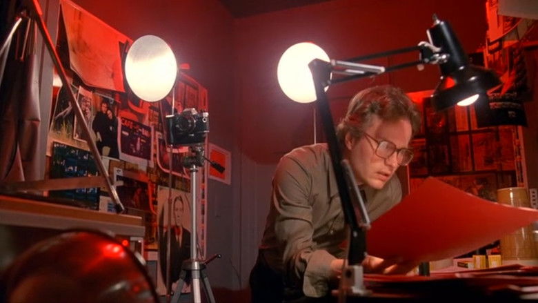 кадр из фильма The Amateur