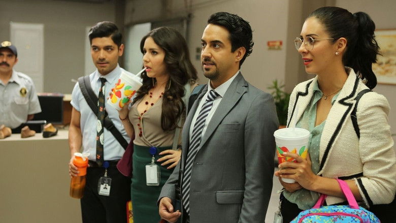 кадр из фильма Mirreyes contra Godínez