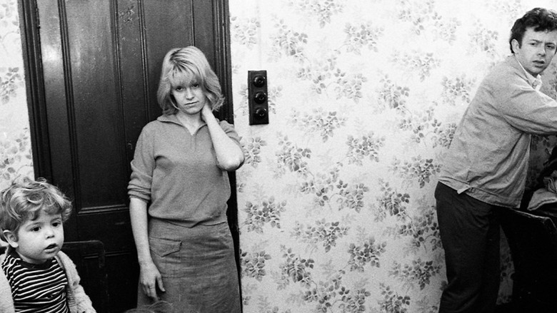 кадр из фильма Cathy Come Home