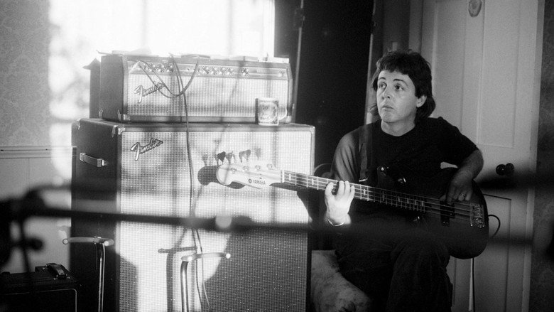 кадр из фильма Man on the Run