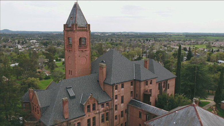 кадр из фильма Apparition