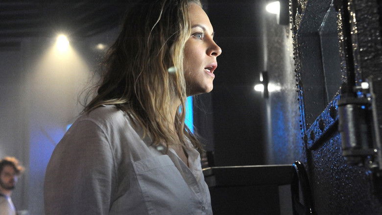 кадр из фильма Глубокое синее море 2