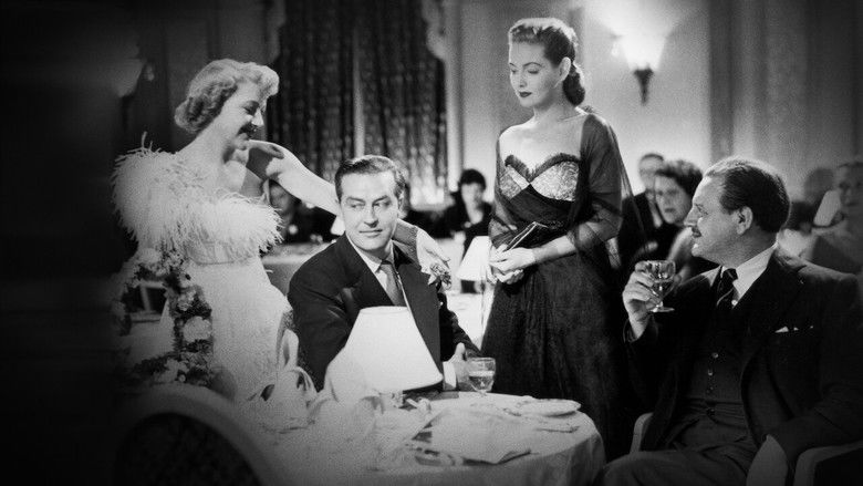 кадр из фильма Circle of Danger