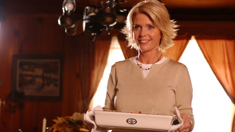 кадр из фильма Angel in the Family