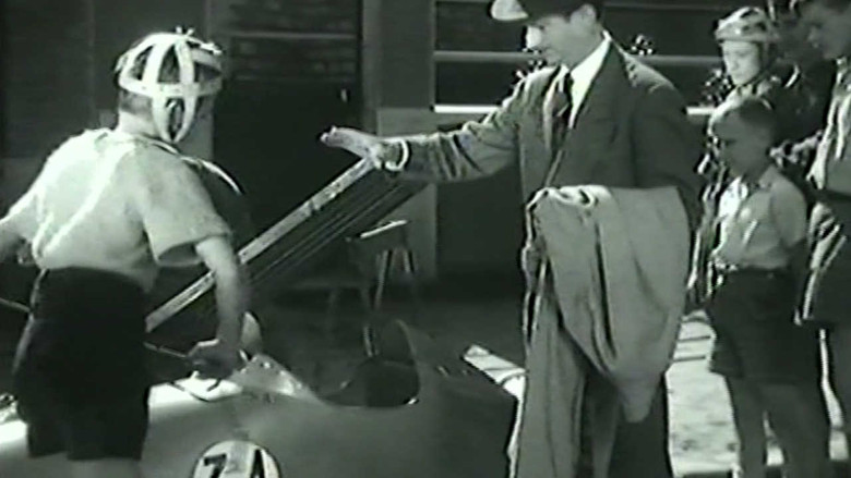 кадр из фильма Юные чемпионы