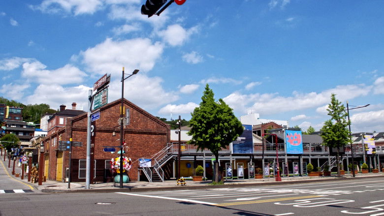 кадр из фильма 아주 오래된 미래도시