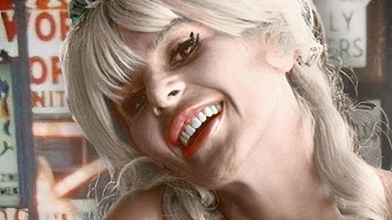 кадр из фильма Мир топлесс