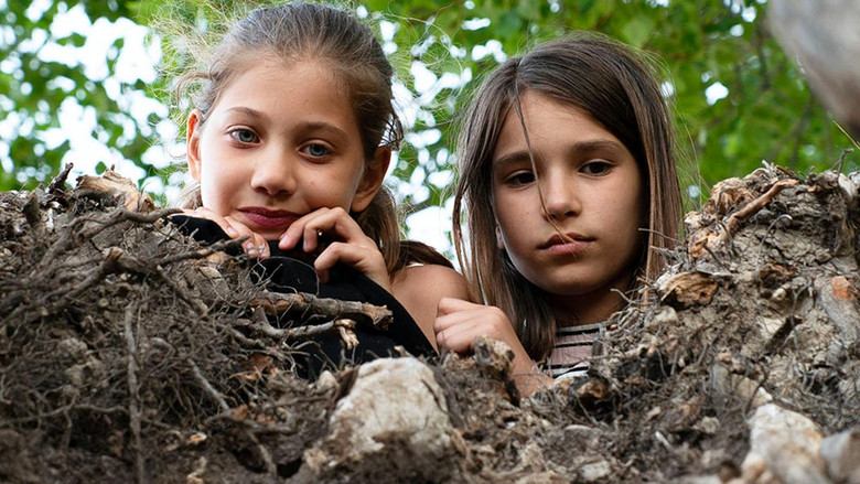 кадр из фильма Superluna