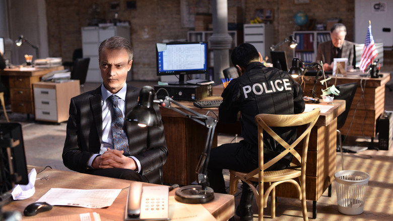 кадр из фильма Наследие: Застывшая кровь