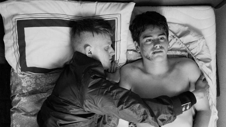 кадр из фильма Рейв