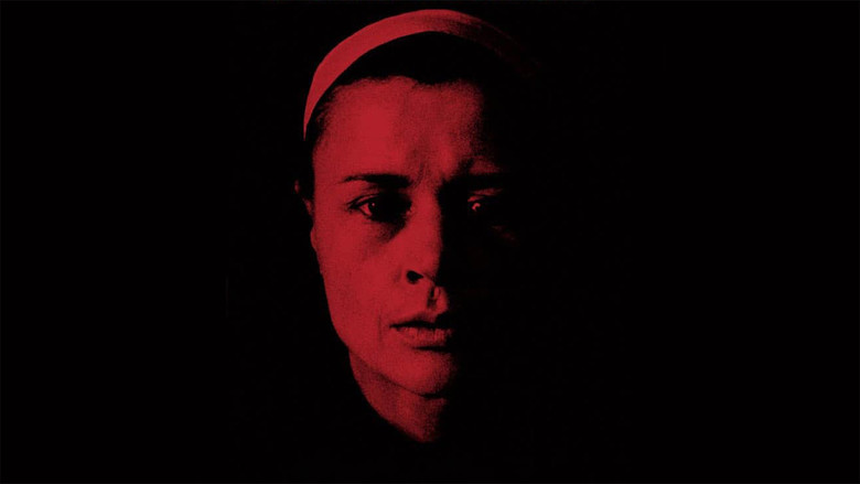 кадр из фильма Шепоты и крики