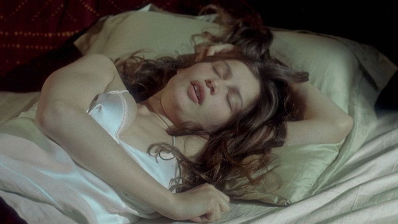 кадр из фильма Le Grand Appartement