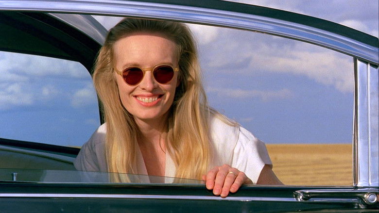 кадр из фильма Зеркальная кожа