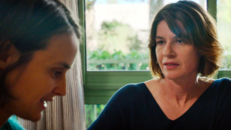 кадр из фильма Les Dominos