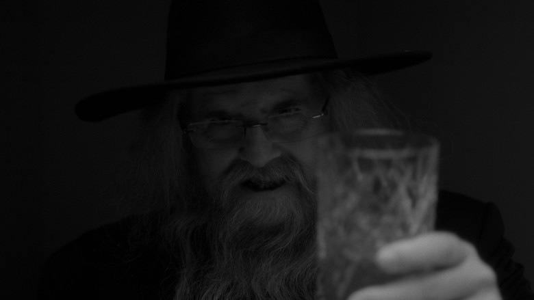 кадр из фильма E is for Expiation