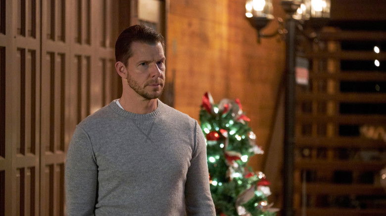 кадр из фильма Добро пожаловать на Рождество