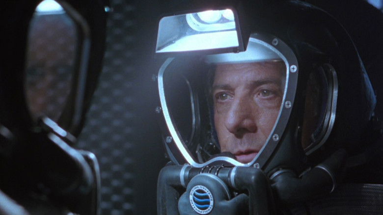 кадр из фильма Сфера