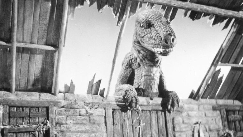 кадр из фильма Чудовище пещерной горы