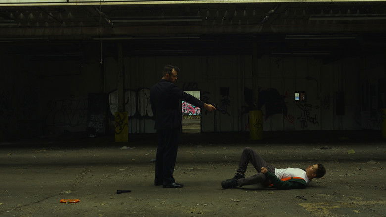 кадр из фильма CYCLUS