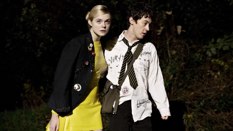 кадр из фильма Как разговаривать с девушками на вечеринках