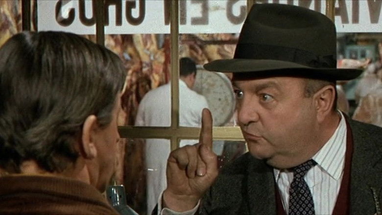 кадр из фильма Идиот в Париже