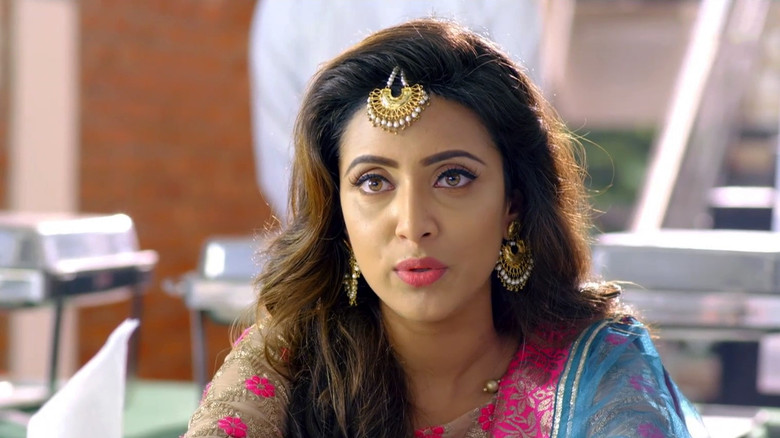 кадр из фильма পাষাণ