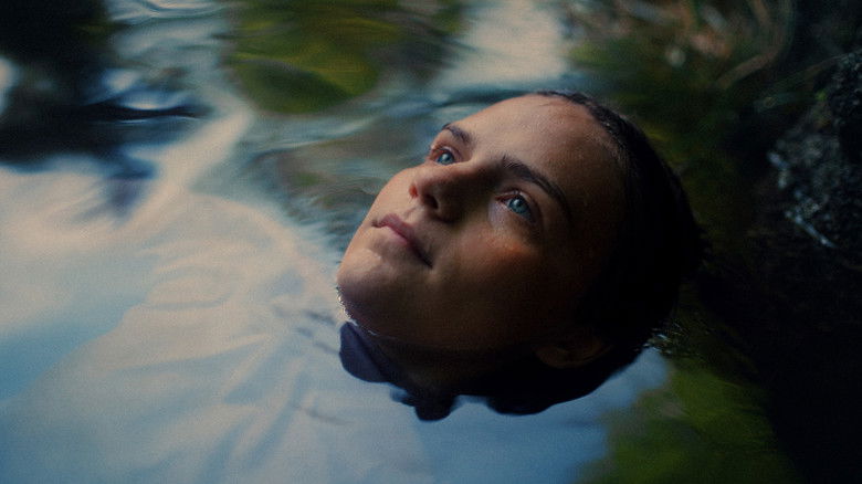 кадр из фильма Jupiter