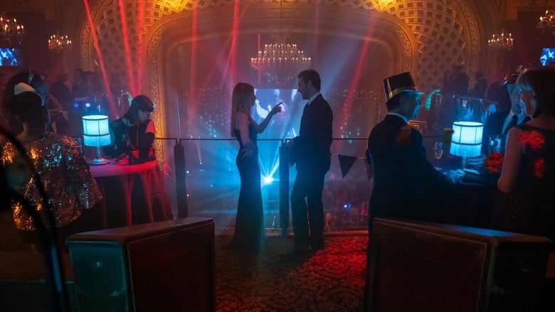 кадр из фильма Пара На Праздники