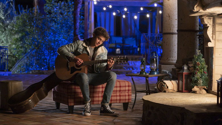 кадр из фильма High School Musical: The Musical: The Holiday Special