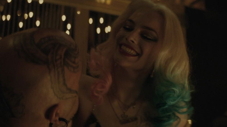 кадр из фильма Отряд самоубийц