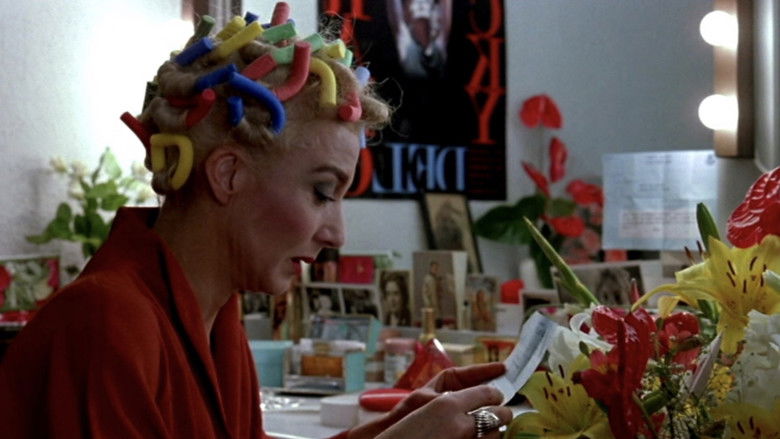 кадр из фильма Высокие каблуки