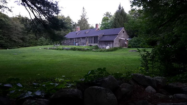 кадр из фильма Surviving a Week at the Real Conjuring House