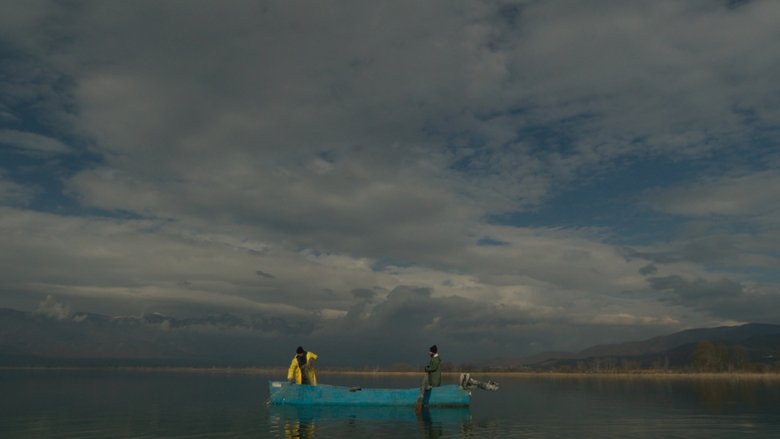 кадр из фильма Πίσω από τις Θημωνιές