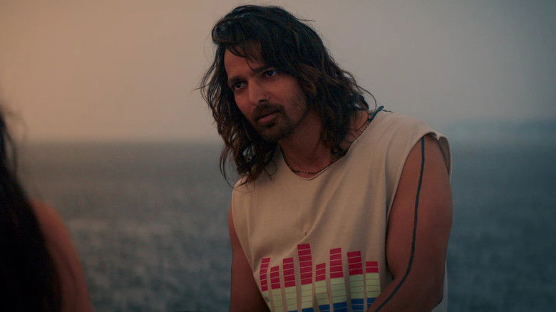 кадр из фильма दंगे