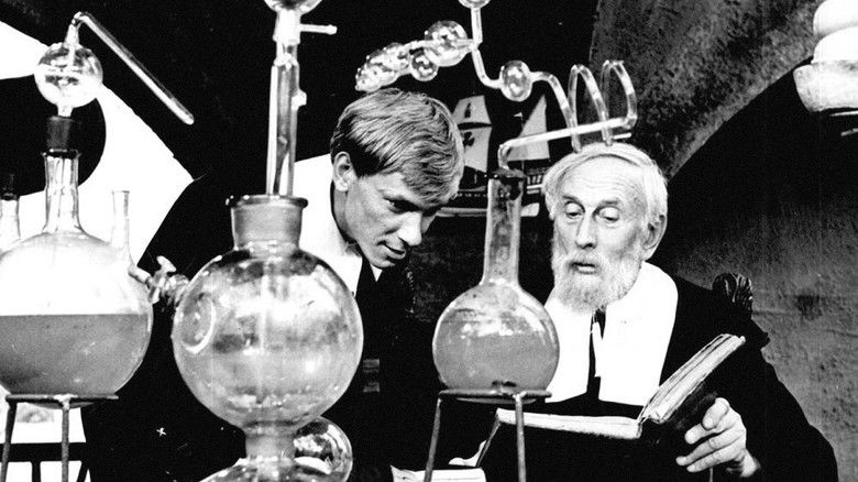 кадр из фильма Разбудите Мухина!