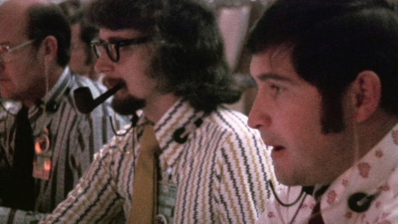 кадр из фильма Для всего человечества