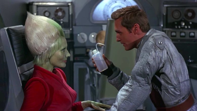 кадр из фильма Кровавая королева