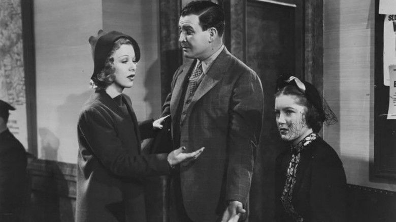 кадр из фильма Blondes at Work