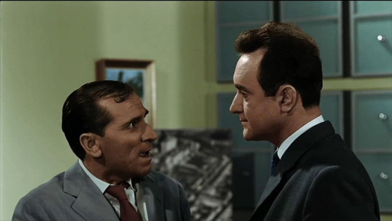 кадр из фильма Ο Παράς Και Ο Φουκαράς