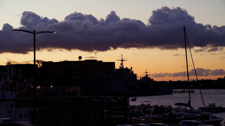 кадр из фильма LUX VERA 6023